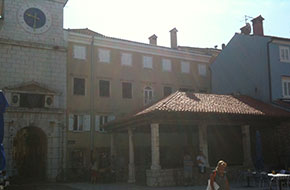 Excursion_Cres